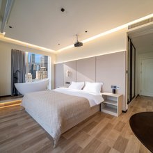 Cypria·浠乐泊雅·江景拾光智能轻奢美宿(重庆解放碑洪崖洞店)
