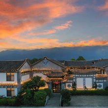 大理山海溪月酒店(洱海才村码头店)
