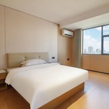 云季·轻居(晋江国际机场阳光广场店)