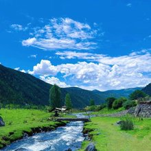 新都桥阿萨云山居