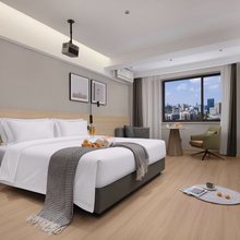 8号精品公寓(广州奥体中心珠吉路店)