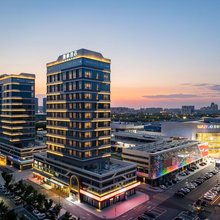 麗枫酒店(东营吾悦广场黄河国际会展中心店)