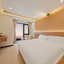 喜番世嘉影音民宿(微电园地铁站店)