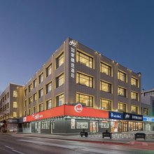 如家精选酒店(上海普陀华师大梅岭北路地铁站店)
