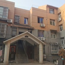 秦雅民宿(西安回民坊古城墙店)