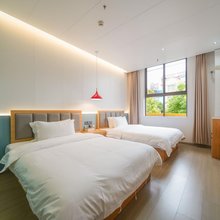 弥勒如是民宿(湖泉生态园店)