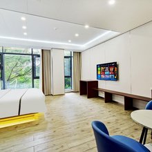 日出语花开酒店(经开区富康城购物中心店)