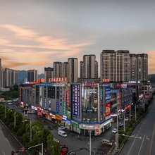 子诚居家酒店(万达购物中心店)