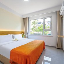 刘兰文客栈(北戴河刘庄夜市店)