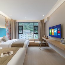 瑞凯·情系折多|Moment·Court·Style美宿(康定情歌广场店)