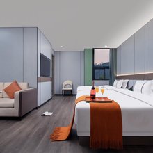 瑞云轻奢酒店(黄鹤楼中南财经政法大学店)