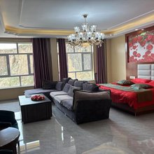 化隆格莱美酒店