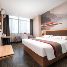 尚客优精选酒店(镇平航天路店)