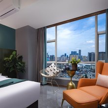 觅橘民宿(长沙五一广场IFS国金中心店)