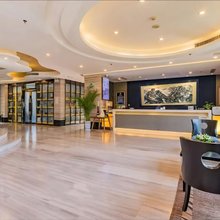 名辰假日酒店(北京顺义理想汽车基地店)