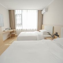 如家华驿酒店(安阳林州长安路人民公园店)