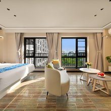 喜而登民宿(湖畔西路店)