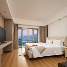 橘洲江景酒店(长沙五一广场碧沙湖地铁站店)