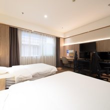 光刃电竞酒店(济南大明湖站小清河店)
