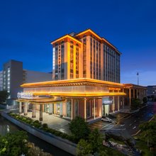 华蔚国际酒店(东莞石碣紫檀木博物馆店)