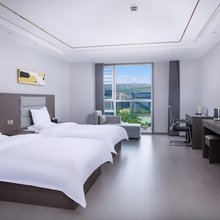 西宁东十七酒店(海湖万达唐道637店)