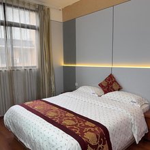崇州名阑商务酒店(比亚迪广场店)