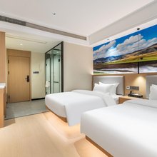 全戏·黄鹤楼酒店(中医院店)