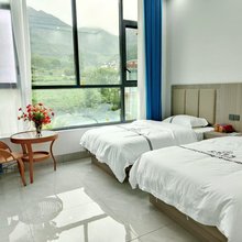 晨航民宿(乌蒙草原店)
