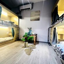 蚂蚁男独栋民宿(长寿路地铁站永庆坊店)