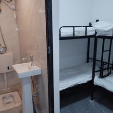 皆涨住宿