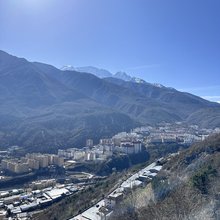 康定云逸山居