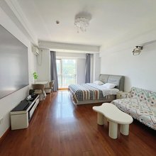 旭鸿公寓(大连万达广场店)