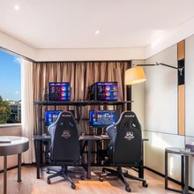 美娱·星峰电竞酒店(淄博站万象汇店)