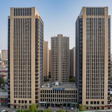 艺龙万国酒店(济南火车站K88名泉广场店)