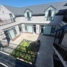 特克斯菲杨小院民宿(太极坛店)