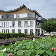 荷塘月色民宿(翁源湖心坝店)