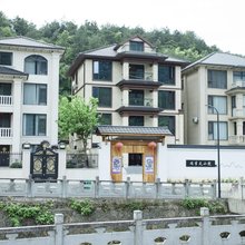 桐庐闲半天民宿