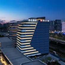 南京软件大道小行地铁站美仑酒店