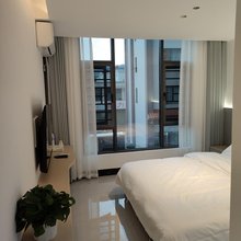迤车璟澜酒店