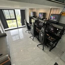 嘻游电竞民宿(瑶湖紫悦荟店)