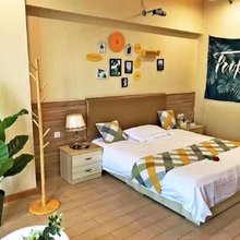 澜夏观影公寓(唐山爱琴海购物广场店)