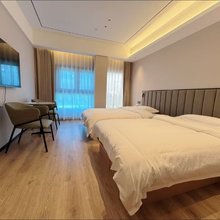鑫瑞诚假日酒店