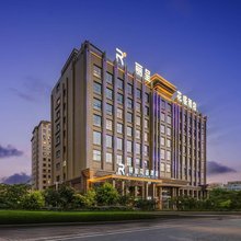丽呈花盛酒店(乌鲁木齐水磨沟风景区温泉东路店)