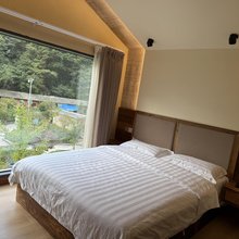南江金秋十月住宿