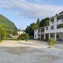 武隆洪宁山庄