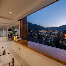 山里有喵观景民宿(西江千户苗寨店)