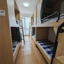 她时代女生青旅(裕华万达省儿童医院店)
