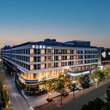 郑州龙湖金融岛美仑酒店