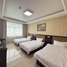 荣升宾馆(月亮湾沙滩店)