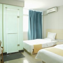 美庭快捷宾馆(洛阳火车站店)